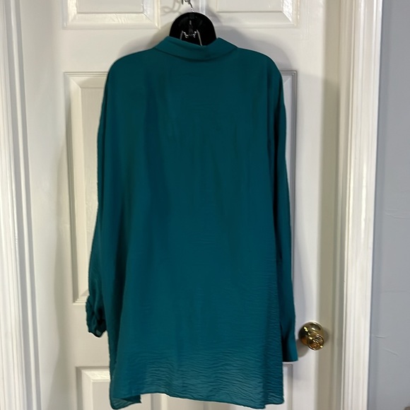 Westbound Woman rich teal long sleeved blouse, size 3X, NWT. - Picture 3 of 8